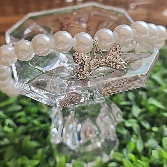 Pet Jewelry Faux Pearl & Rhinestone Encrusted Silver Tone Bone NWOT - Picture 6 of 7